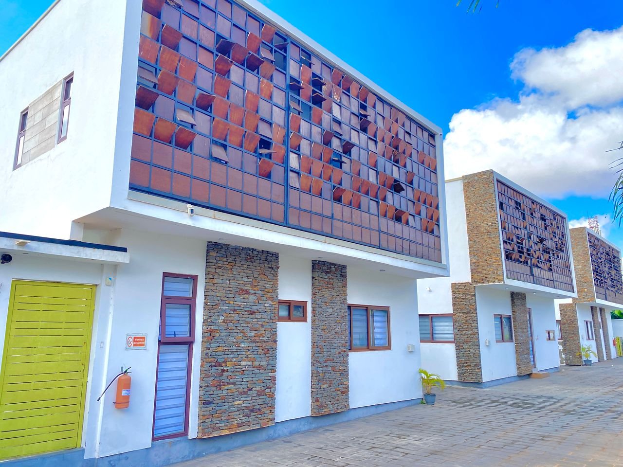 Read more about the article 3V Villa